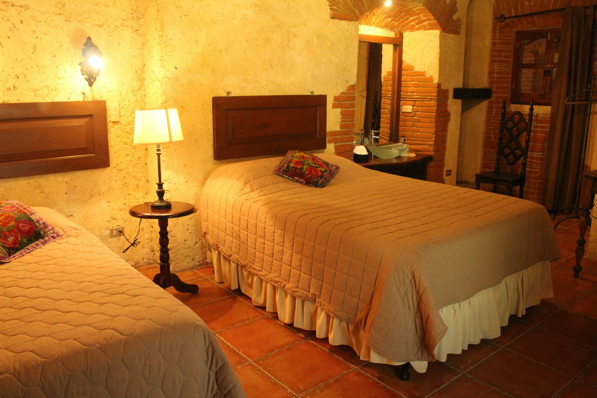 Naif Boutique Hotel Антигуа-Гватемала Экстерьер фото